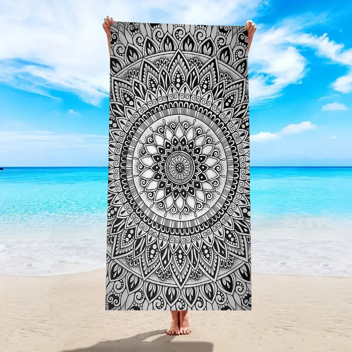 Luna Towel - Quick-Dry Bohemian Mandala Microfiber Beach Towel
