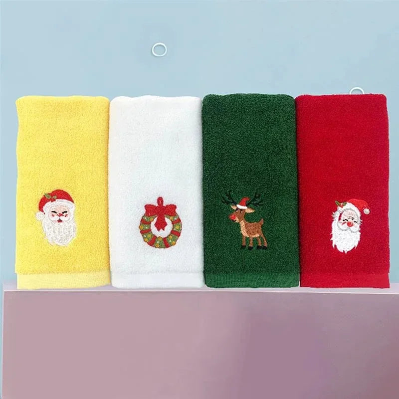 Luna Towel - Ultra-Soft Festive Reindeer & Snowflake Christmas Hand Towel Set